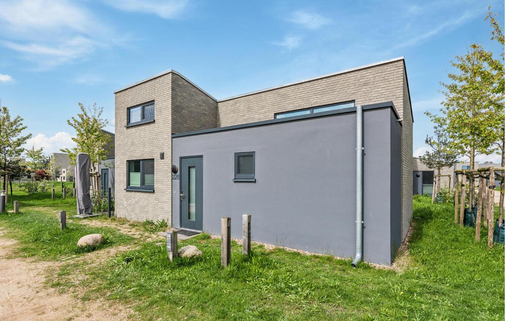 Lovely Home In Lembruch-Duemmer See With Wifi Eksteriør bilde