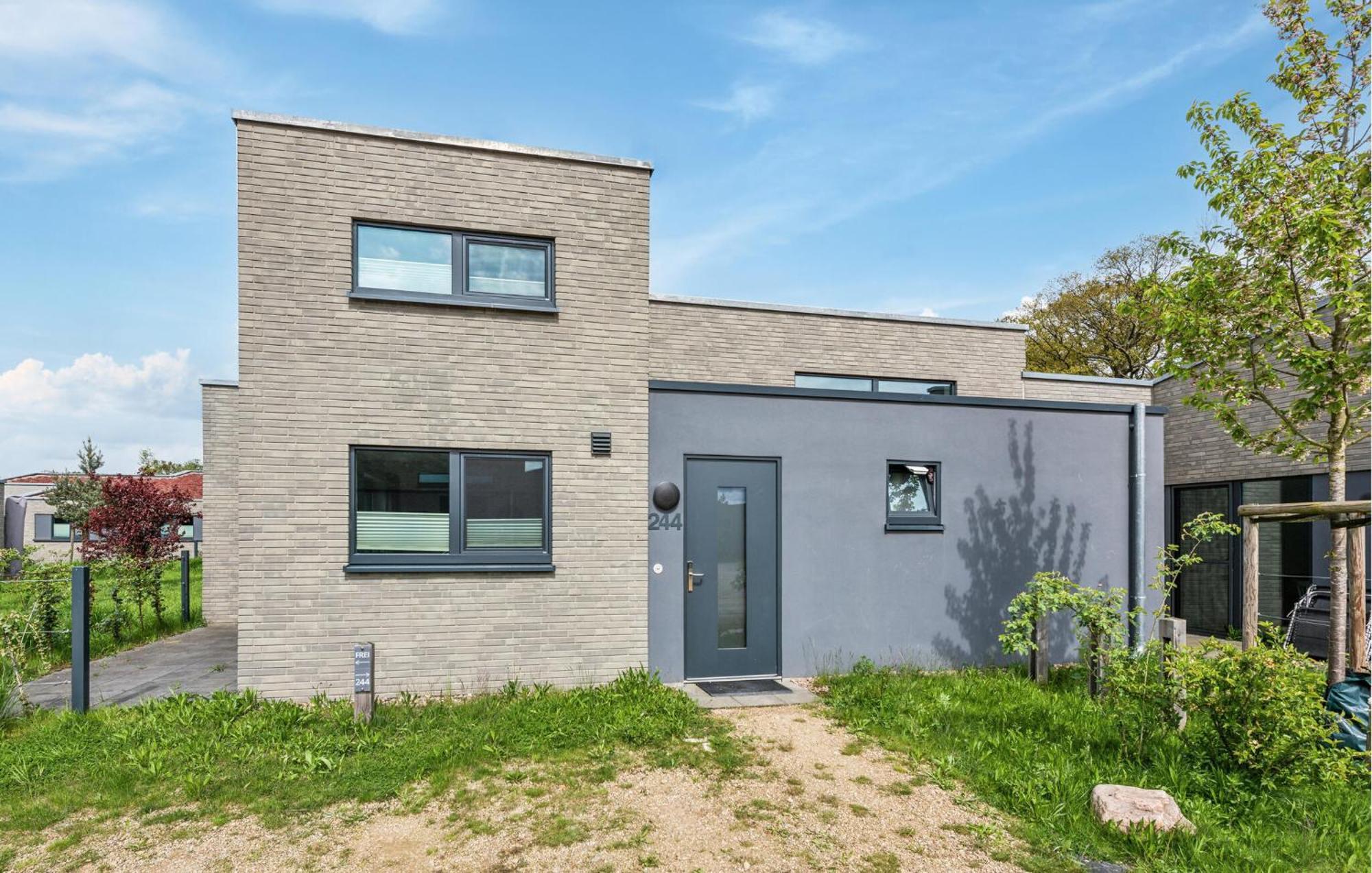 Lovely Home In Lembruch-Duemmer See With Wifi Eksteriør bilde